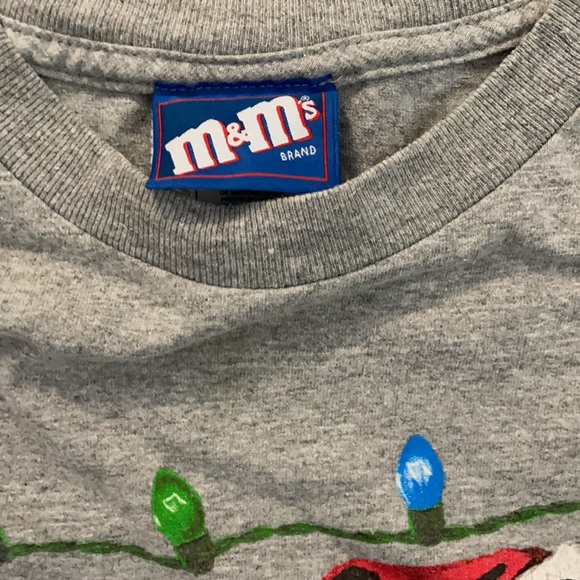 M&M 2005 Christmas shirt - Picture 5 of 6